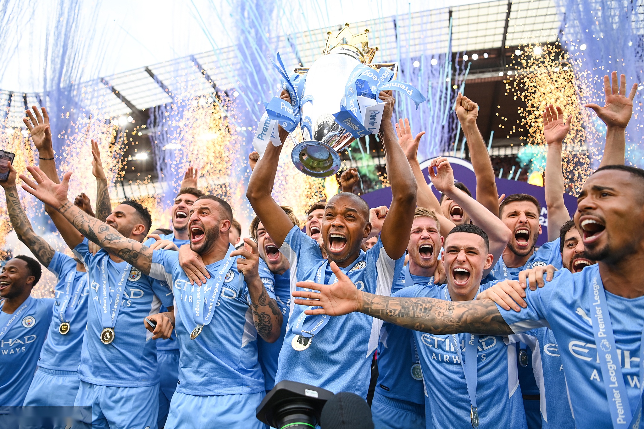 不仅表达了 不仅表达了