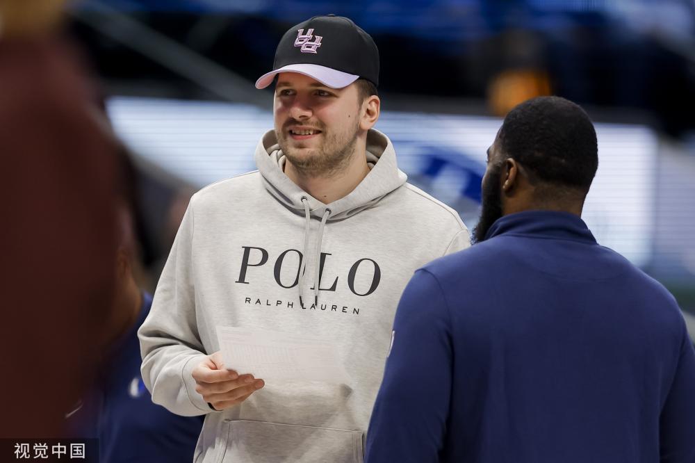 负伤不缺席 负伤不缺席